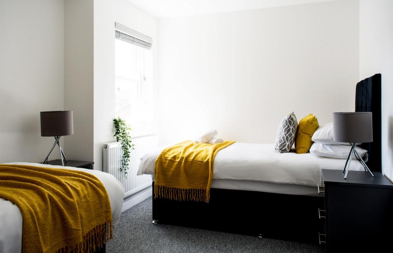 2 Bedroom Apartment Leamington Spa Hosted By Golden Key Lillington  Екстериор снимка